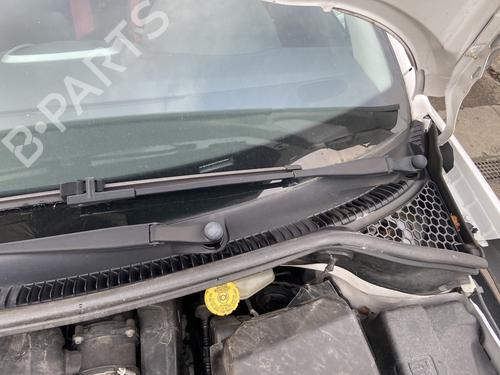front-windshield-wiper-arm-peugeot-207-wa_-wc_-2006-2007-2008-2009-2010-2011-2012-2013-2014-2015-30364238 main image