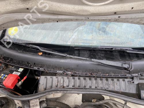 Used Front windshield wiper arm Front windshield wiper arm OPEL CORSA B (S93) [1993-2009] 33569863 33569863