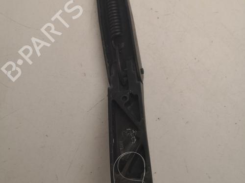 Used Front windshield wiper arm Front windshield wiper arm 27134468 27134468