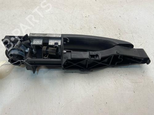 Used Front right exterior door handle Front right exterior door handle RENAULT MASTER III Van (FV) 2.3 dCi 170 FWD (FV0L) (170 hp) 39725902 39725902