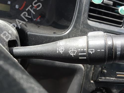 Used Steering column stalk NISSAN PRIMERA Hatchback (P11) 2.0 TD (90 hp) 27138370