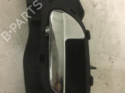 Venstre foran invendig håndtak CITROËN C4 I (LC_) 1.6 HDi (109 hp) 27117057