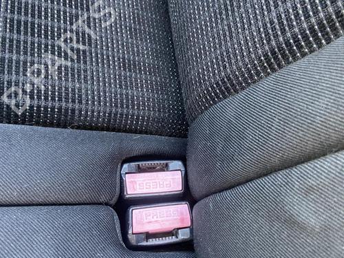 Used Seat buckle PEUGEOT 307 (3A/C) 1.6 HDi (90 hp) 27105660