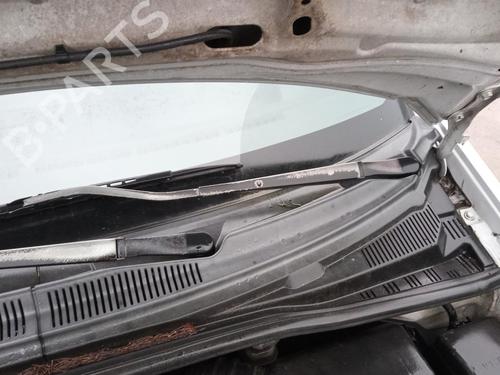 Used Front windshield wiper arm HYUNDAI GETZ (TB) 1.1 (63 hp) 27145692