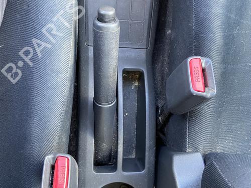 Frein à main TOYOTA YARIS (_P9_) 1.4 D-4D (NLP90_, NLP90R) (90 hp) 31953423