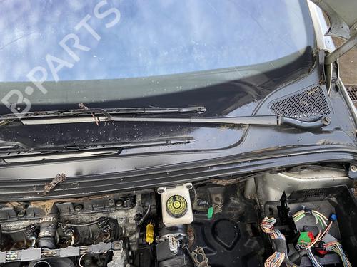front-windshield-wiper-arm-peugeot-307-3ac-2000-2001-2002-2003-2004-2005-2006-2007-2008-2009-2010-2011-2012-30849067 main image