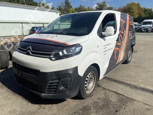 Réservoir d'AdBlue CITROËN JUMPY III Van (V_) 2.0 BlueHDi 150 (150 hp) 32121487