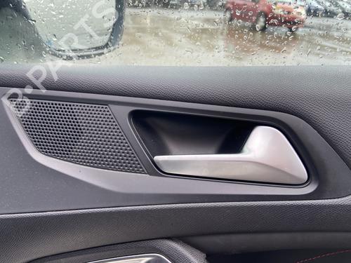Used Front right interior door handle PEUGEOT 308 II (LB_, LP_, LW_, LH_, L3_) 1.6 BlueHDi 120 (120 hp) 31858922