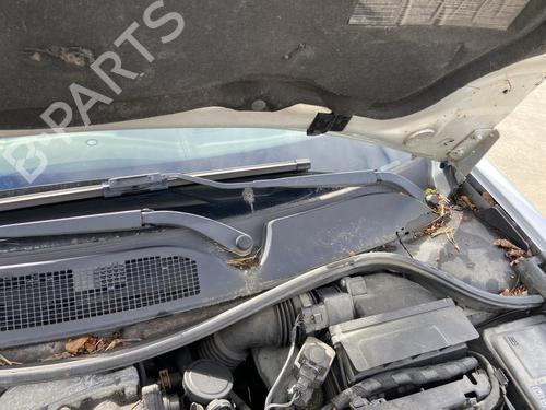 Front windshield wiper arm RENAULT MEGANE II Estate (KM0/1_) 1.9 dCi 7701063732