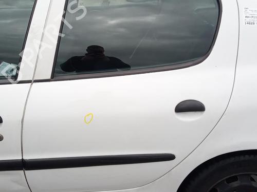 Vergrendeling links achter PEUGEOT 206+ (2L_, 2M_) 1.4 HDi eco 70 (68 hp) 27136499
