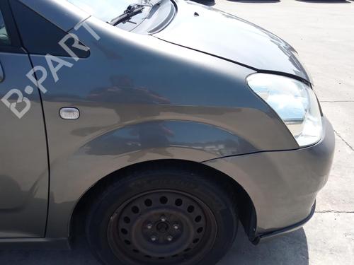 Used Right front fenders TOYOTA COROLLA Verso (ZER_, ZZE12_, R1_) 2.2 D-4D (AUR10_, AUR10R) (136 hp) 27136278