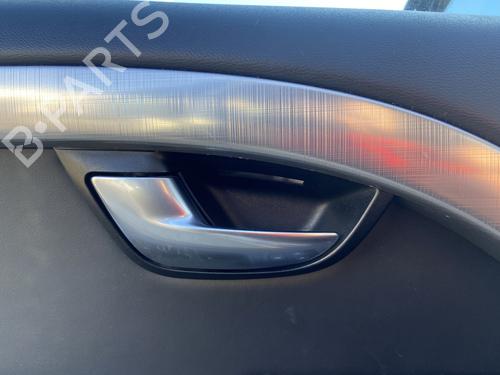 Used Front left interior door handle Front left interior door handle VOLVO S80 II (124) D5 (185 hp) 32720800 32720800