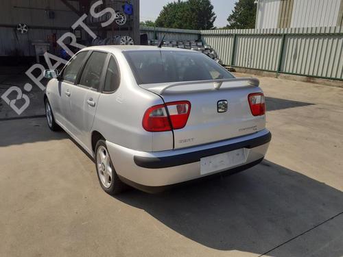 Used Left tailgate light SEAT CORDOBA (6K1, 6K2) 1.9 TDI (90 hp) 27120026