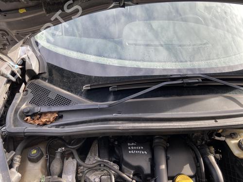 Used Front windshield wiper arm RENAULT SCÉNIC III (JZ0/1_) 1.5 dCi (JZ02, JZ0R) (95 hp) 31279782