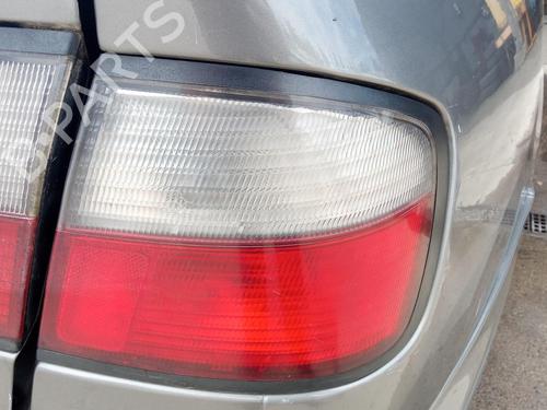 Used Right taillight NISSAN PRIMERA Hatchback (P11) 2.0 TD (90 hp) 27138357