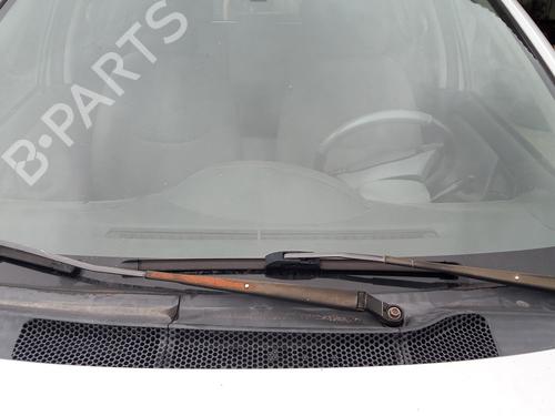 Used Front wiper motor TOYOTA YARIS (_P1_) 1.3 (NCP10, SCP12_) (86 hp) 27110806