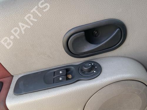 Interrupteur de vitre avant gauche RENAULT MODUS / GRAND MODUS (F/JP0_) 1.5 dCi (FP0D, JP0D) (82 hp) 29502061