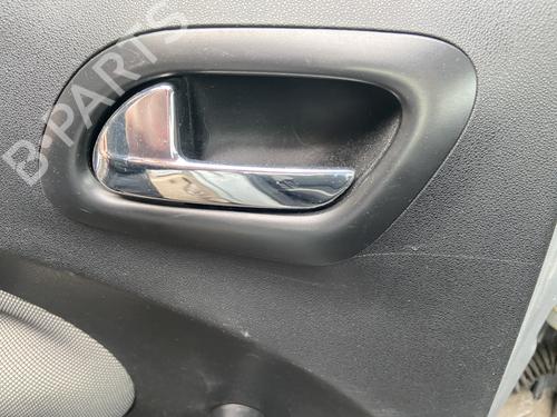 rear-left-interior-door-handle-citroen-c3-picasso-sh_-2008-33016127 main image