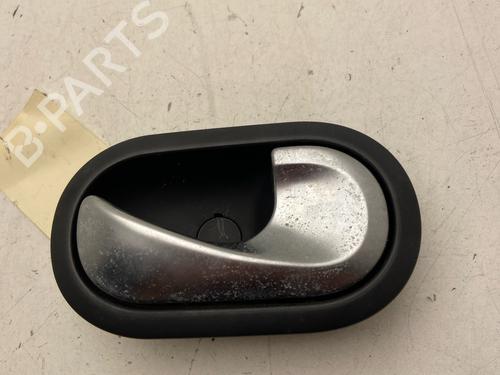 Used Front right interior door handle Front right interior door handle 32777632 32777632