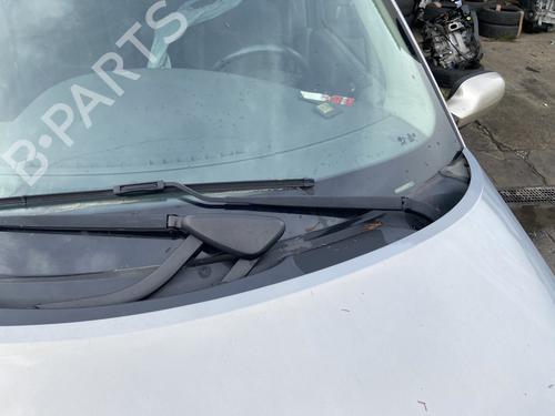 Used Front wiper motor RENAULT SCÉNIC II (JM0/1_) 1.9 dCi (JM0G, JM12, JM1G, JM2C) (120 hp) 30359589