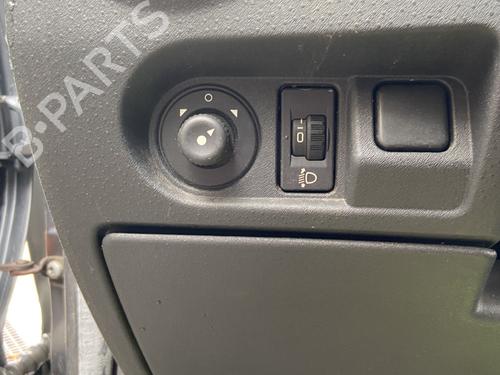 Used Mirror switch CITROËN C3 I (FC_, FN_) 1.4 HDi (68 hp) 33002238