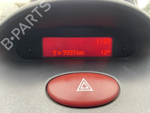 Used Display monitor PEUGEOT 206 Hatchback (2A/C) 1.4 i (75 hp) 31334046