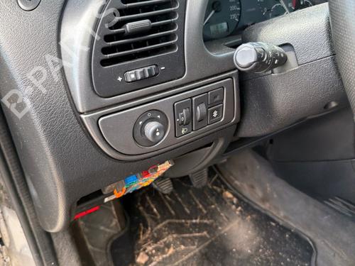 Commande retroviseurs Commande retroviseurs CITROËN XSARA (N1) 1.8 i (90 hp) 35889715 35889715