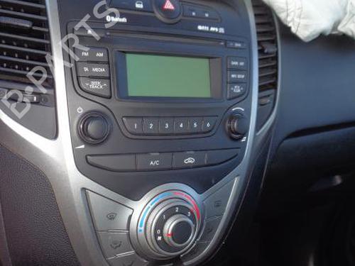 Used Radio HYUNDAI ix20 (JC) 1.4 (90 hp) 27121929