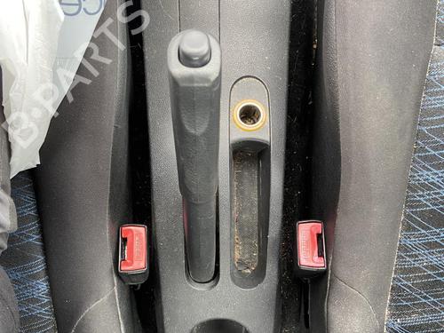 Used Seat buckle RENAULT CLIO III (BR0/1, CR0/1) 1.2 16V (BR02, BR0J, BR11, CR02, CR0J, CR11) (75 hp) 27108744