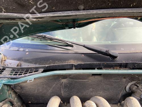 Used Front windshield wiper arm CITROËN ZX Break (N2) 1.9 D (68 hp) 32237668