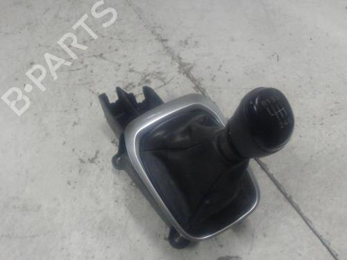 Used Gear lever RENAULT MEGANE IV Hatchback (B9A/M/N_) 1.5 dCi 110 (B9A3) (110 hp) 27135753