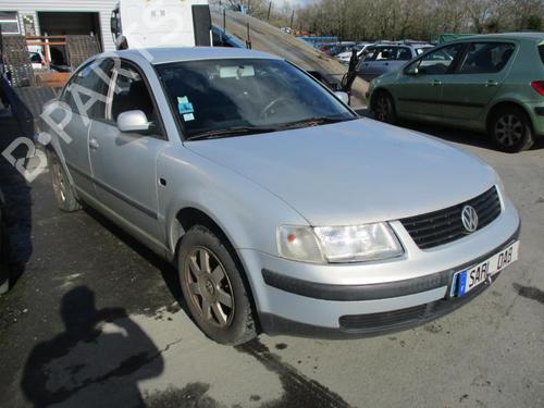 Left headlight VW PASSAT B5 (3B2) 1.6 | BP27085888C28 - Image 5