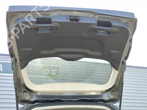 Bakluke CC/Kombi-Kupé Bakluke CC/Kombi-Kupé 38454839 38454839