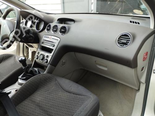 Used Dashboard Dashboard 39630632 39630632