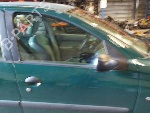 Used Front right exterior door handle PEUGEOT 206 Hatchback (2A/C) 1.1 i (60 hp) 27044639
