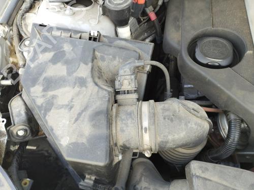 Used Air filter box BMW 3 (E90) 320 d (177 hp) 27043594