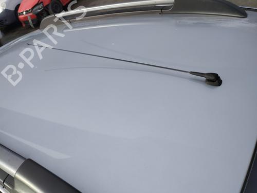 Antenne/Halterung für DACIA SANDERO II TCe 90 (B8M1, B8MA, B8AC) (90 hp) 31639454