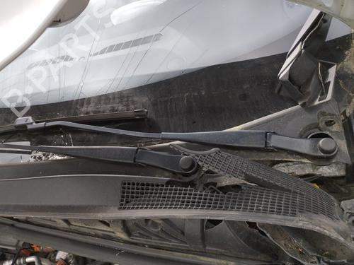 Used Front windshield wiper arm RENAULT ZOE (BFM_) ZOE (88 hp) 27041195