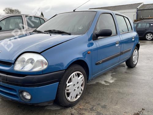 Brugte RENAULT CLIO II (BB_, CB_) 1.6 (B/CB0D, BB00) (90 hp) 4420459
