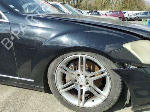 Used Right front fenders MERCEDES-BENZ S-CLASS (W221, V221) S 320 CDI (221.022, 221.122) (235 hp) 27043168