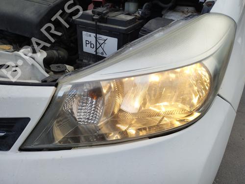 Left headlight TOYOTA YARIS (_P13_) 1.3 (NSP130_, NSP130) | BP29890808C28