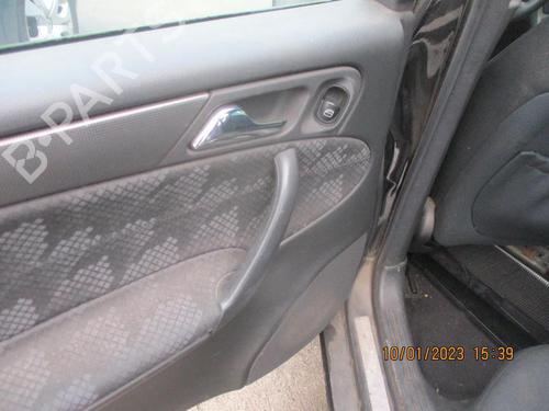 Used Rear left interior door handle MERCEDES-BENZ C-CLASS (W203) C 220 CDI (203.006) (136 hp) 27802269