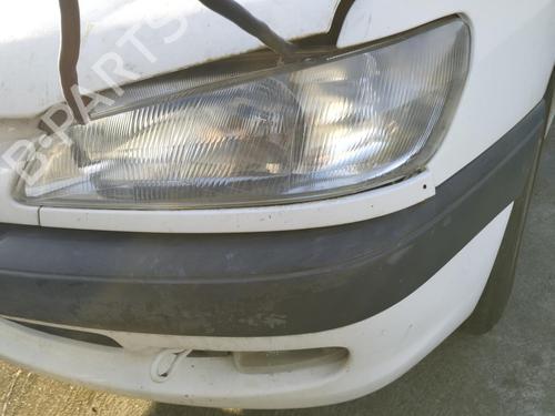Used Left headlight PEUGEOT 306 Break (7E, N3, N5) 1.9 D (69 hp) 27072645