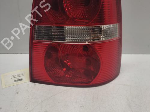 Right taillight VW TOURAN (1T1, 1T2) 2.0 TDI | BP28473718C35