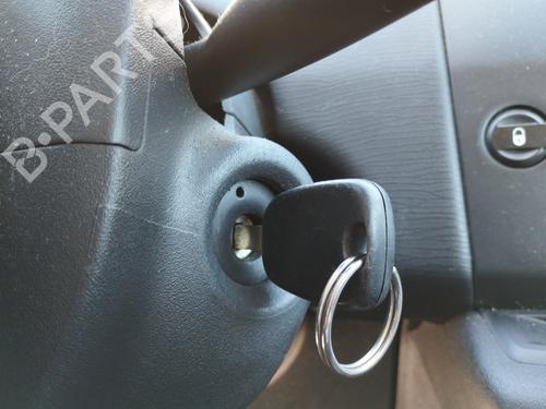 Used Ignition barrel CITROËN C4 Coupe (LA_) 1.6 HDi (109 hp) 27049091