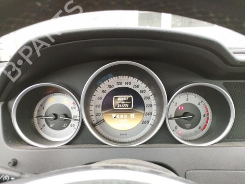 Used Instrument cluster Instrument cluster MERCEDES-BENZ C-CLASS (W204) C 180 CDI (204.000) (120 hp) 32108699 32108699
