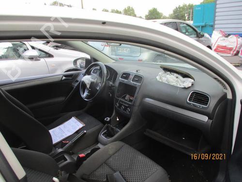 Right tailgate light VW GOLF VI (5K1) 1.6 TDI | BP27085129C80 