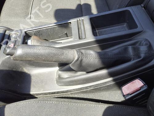 Parkbremsarm/handtak BMW 3 Coupe (E46) 318 Ci (143 hp) 27368921
