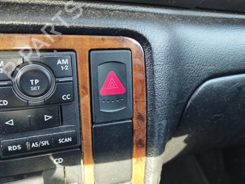 Advarselsbryter VW PASSAT B5.5 (3B3) 1.9 TDI (130 hp) 32668477