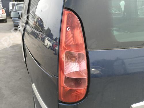 Mass air flow sensor PEUGEOT 807 (EB_) 2.2 HDi | BP27079462M95  - Image 14